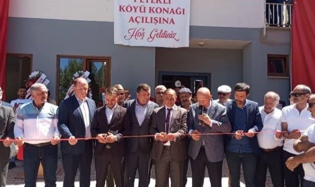 Demirözü'nde köy konağı açıldı
