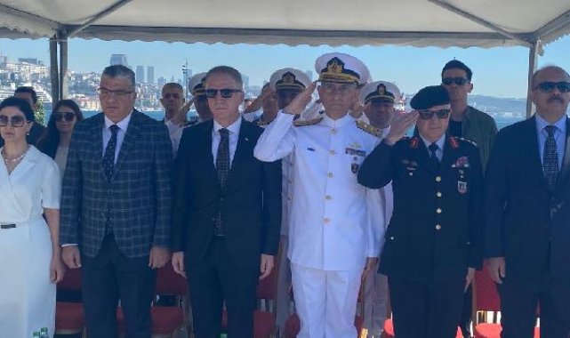 Denizcilik ve Kabotaj Bayramı Sarayburnu'nda düzenlenen törenle kutlandı