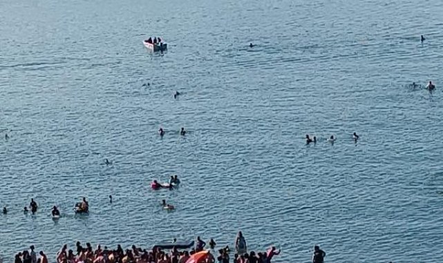 Denizde boğulma tehlikesi geçiren 2 küçük kardeş kurtarıldı, sandalı alabora olan kişi boğuldu