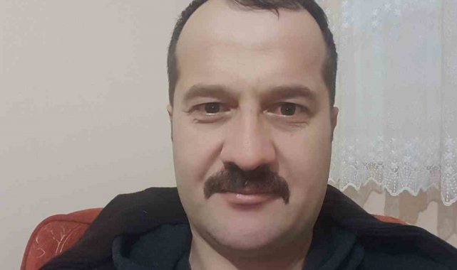 Denizde boğulma tehlikesi geçiren baba ve oğlu kurtarıldı