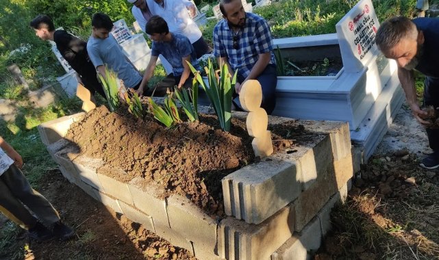 Denizden cansız bedeni çıkan genç toprağa verildi