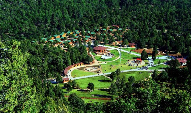 Denizli Teleferik ve Bağbaşı Yaylası'nda serinliyor