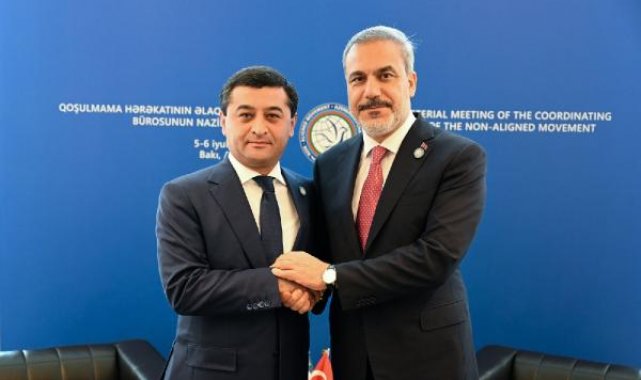 Dışişleri Bakanı Fidan, Bakü'de mevkidaşlarıyla görüştü