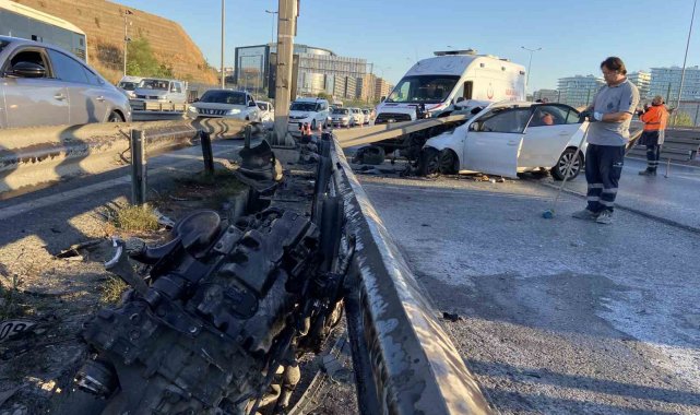 E-5 Karayolu'nda otomobil bariyere ok gibi saplandı: 1 ölü