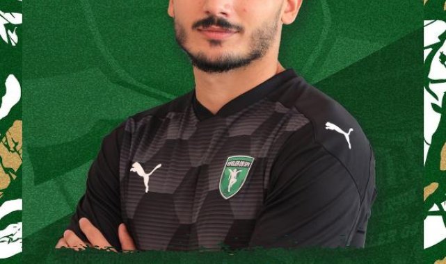 Efeler 09'dan sağ bek takviyesi