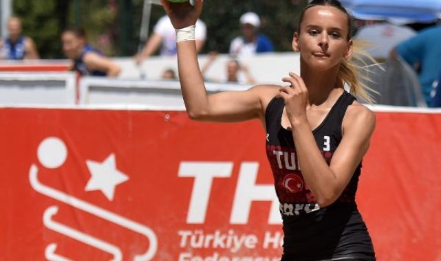EHF Avrupa U17 Plaj Hentbolu Şampiyonası'nda yarı finalistler belli oldu