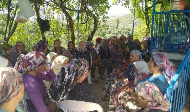 Elektrik akımına kapılarak ölen anne- kız gözyaşlarıyla yan yana toprağa verildi