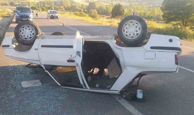 Emet'te takla atan araçta biri 17 günlük bebek 4 kişi yaralandı