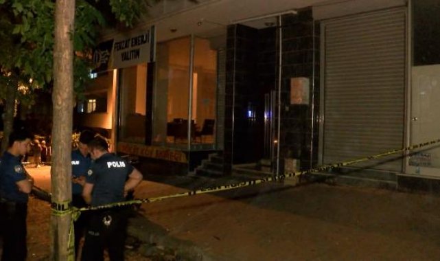 Esenyurt'ta gelinine bıçak çeken oğlunu bıçaklayarak öldürdü