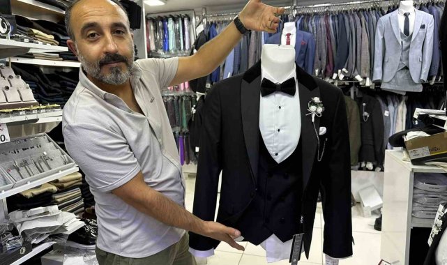 Eskişehir'de damatlık ve takım elbise satışları arttı