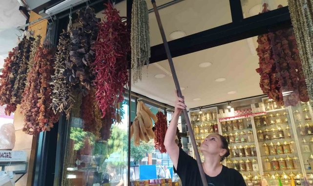 Eskişehir'de hava sıcakları sebze kurutma sezonunu başlattı