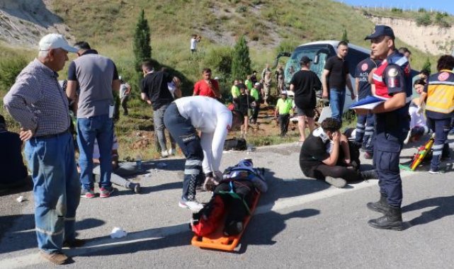 Eskişehir'de yolcu otobüsü şarampole düştü: 35 yaralı