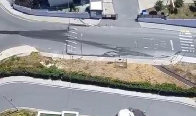 Eyüpsultan'da iskele devrildi, tadilat yapan işçiler 14. katta mahsur kaldı
