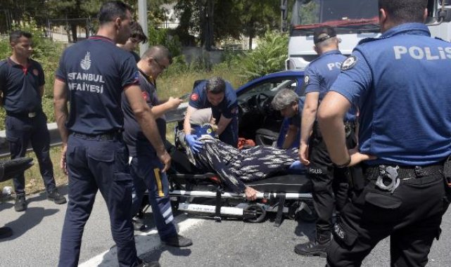 Eyüpsultan'da yanlış yola sapan otomobile hafriyat kamyonu çarptı