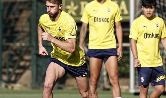 Fenerbahçe günü çift antrenmanla tamamladı