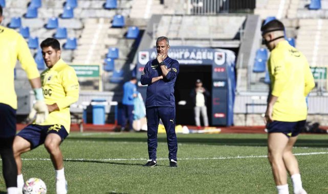 Fenerbahçe, Rusya kampının ilk antrenmanını yaptı