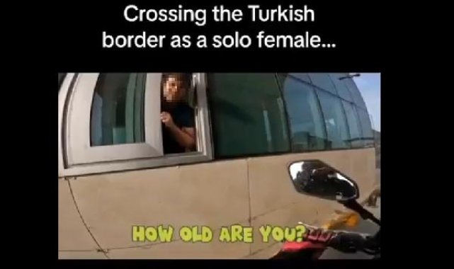 Gümrük memuruna, İngiliz kadınla olan diyalog nedeniyle soruşturma