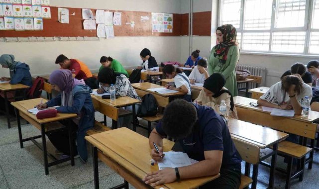 Haliliye'de eğitime öncelikli çalışmalar gençleri geleceğe hazırlıyor