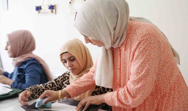 Haliliye'de emek sanata dönüşüyor