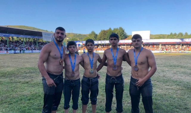 İlkadımlı sporculardan 7 madalya