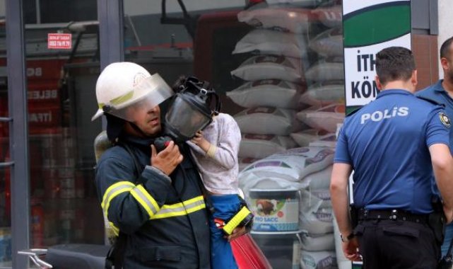 Irak'lı ailelerin yaşadığı apartmanda elektrik panosu patladı; 15 kişi dumandan etkilendi