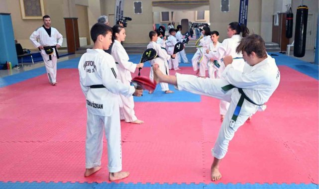 Isparta Belediyesi yaz spor kursuları yoğun ilgi görüyor