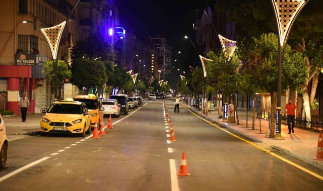 Isparta'nın cadde ve sokakları ışıl ışıl oldu