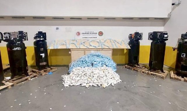 İstanbul Havalimanı'nda 427 kilogram metamfetamin ele geçirildi