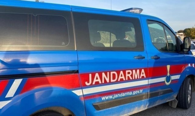 Jandarma ekipleri aranan şahıslara göz açtırmıyor