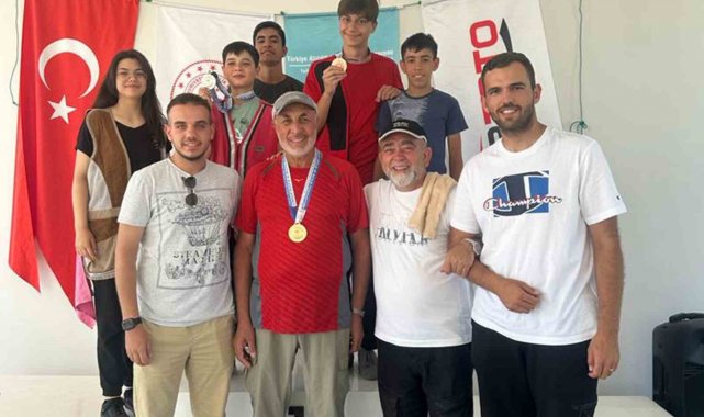 Karaman atıcılık takımı madalya ile döndü