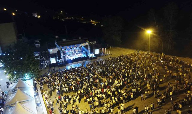 Kato Dağı'nda Haluk Levent rüzgarı