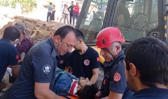 Kayan toprağın altında kalan inşaat işçisi kurtarıldı