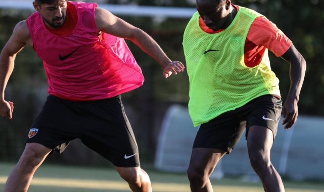 Kayserispor ilk maçına çıkıyor
