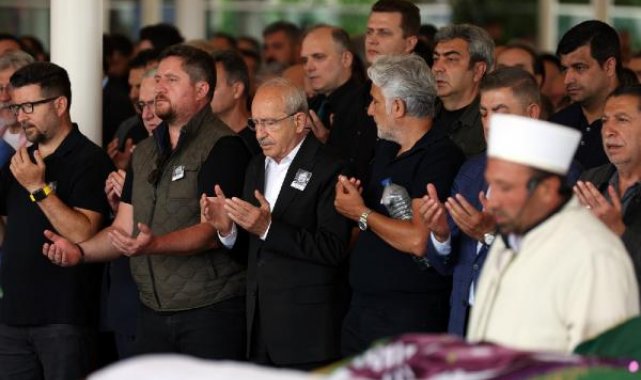 Kılıçdaroğlu, eski çalışma arkadaşının cenazesine katıldı