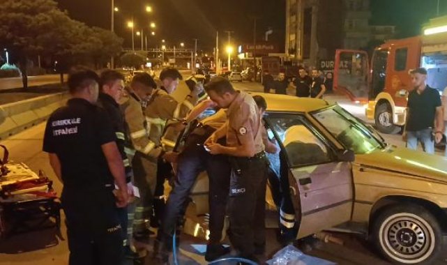 Kırıkkale'de taksi ile otomobil çarpıştı: 4 yaralı