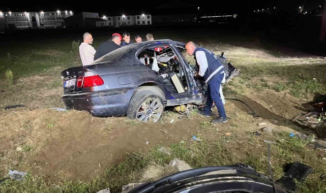 Kontrolden çıkan otomobil takla attı: 2 yaralı