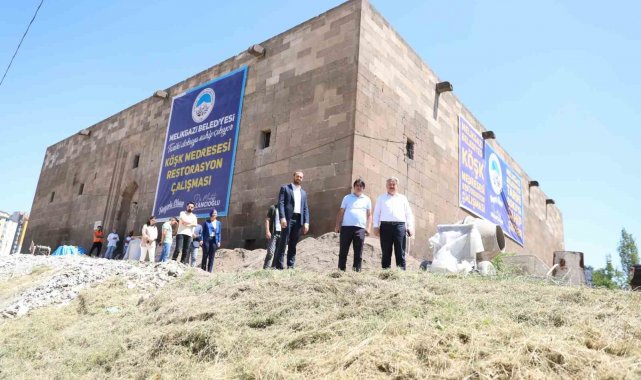 Köşk Medrese Canlı Günlerine Geri Dönecek