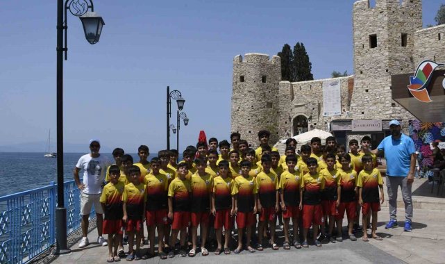 Kuşadası Belediyesi Nusaybinli çocuklara unutulmaz bir gün yaşattı