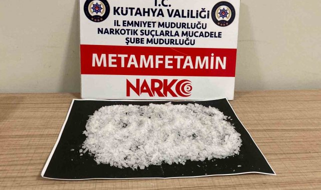 Kütahya'da durdurulan araçta uyuşturucu ele geçirildi