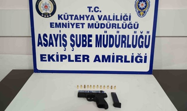 Kütahya'da yaya devriye ekiplerince 66 şahıs, 4 aracın sorgusu, GBT kontrolü ve denetimi yapıldı