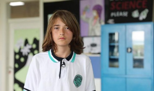 Maarif öğrencisi, bilimde dünya ikincisi oldu
