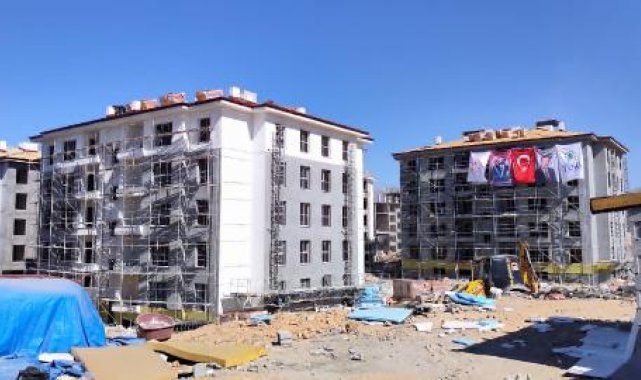 Malatya'da depremzede konutları hızla yükseliyor