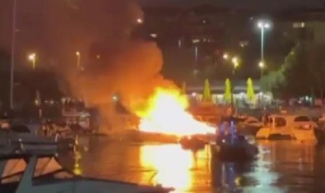 Maltepe'de tekne alev alev yandı -1
