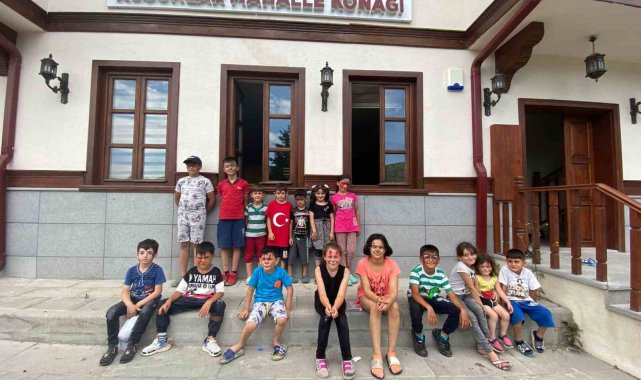 Mamak Belediyesi, mahalle konağında yaz etkinlikleri gerçekleştiriyor