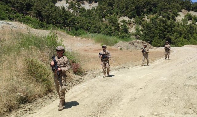 Manisa'da jandarma orman yangınlarına karşı devriyeye başladı