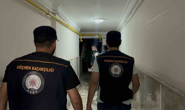 Mersin merkezli 5 ilde göçmen kaçakçılığı operasyonu: 15 gözaltı kararı