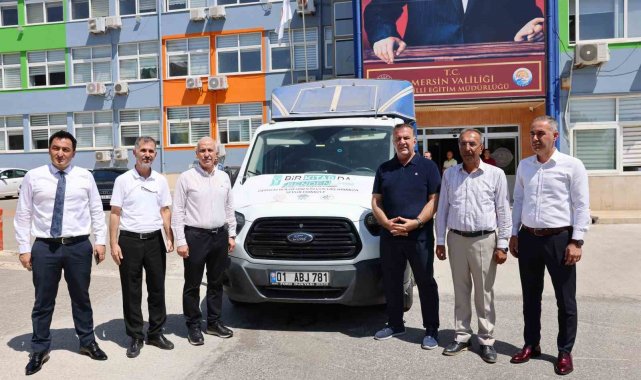 Mersin'den depremzede çocuklara 10 bin kitap gönderildi