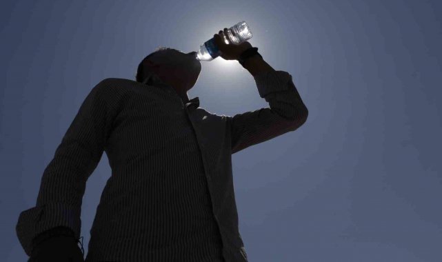 Meteorolojiden sıcak hava uyarısı: Hafta içi sıcaklar 2-6 derece artacak