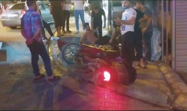 Motosiklet ile otomobil çarpıştı: 1 yaralı