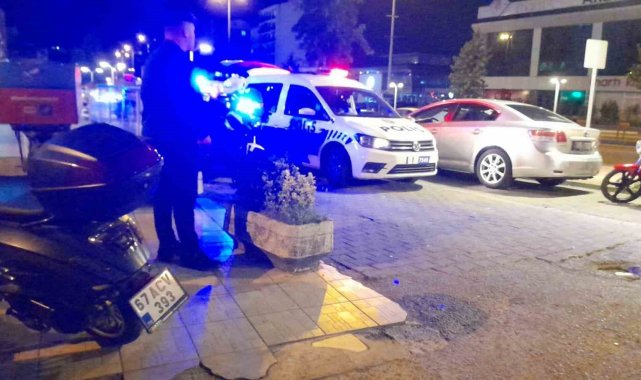 Motosiklet ile otomobil çarpıştı: 1 yaralı